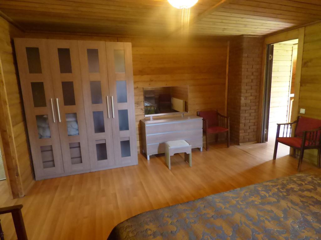 Hotel Hatsvali Μέστια Δωμάτιο φωτογραφία