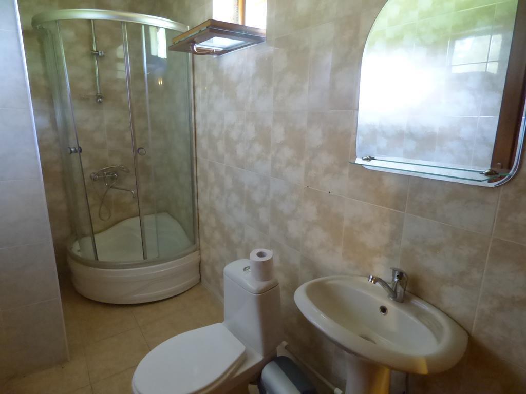 Hotel Hatsvali Μέστια Δωμάτιο φωτογραφία