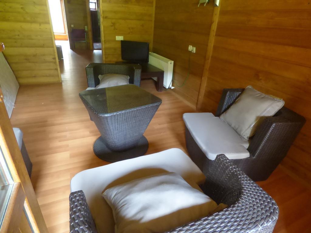 Hotel Hatsvali Μέστια Δωμάτιο φωτογραφία